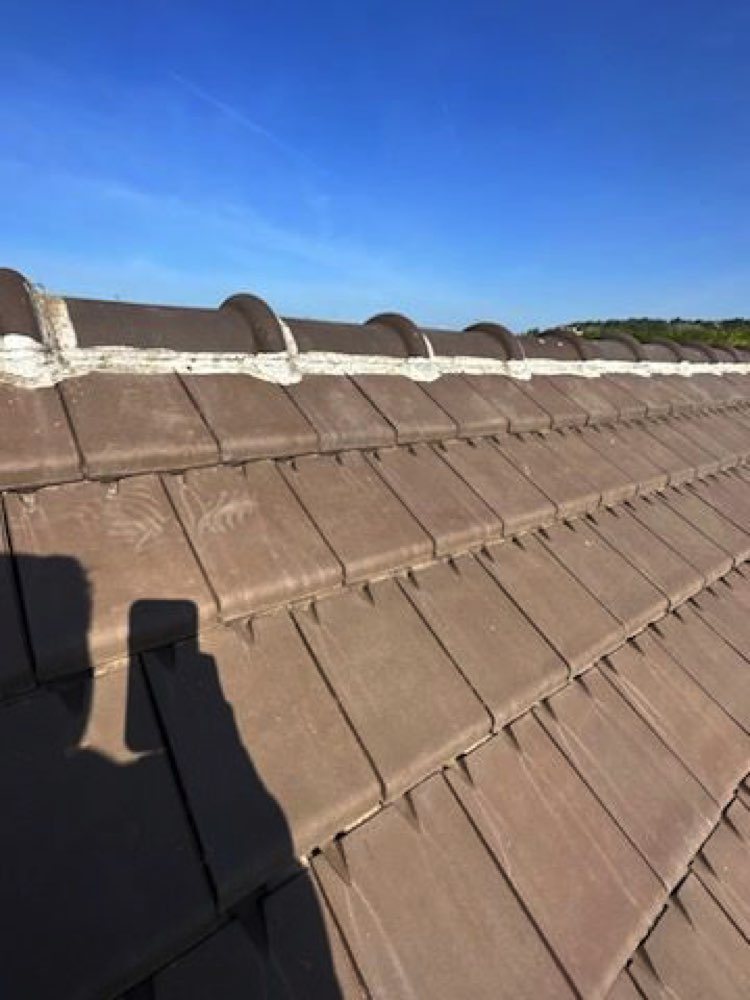 Traitement et entretien de toiture Les-Mureaux 78130 – Couvreur 78